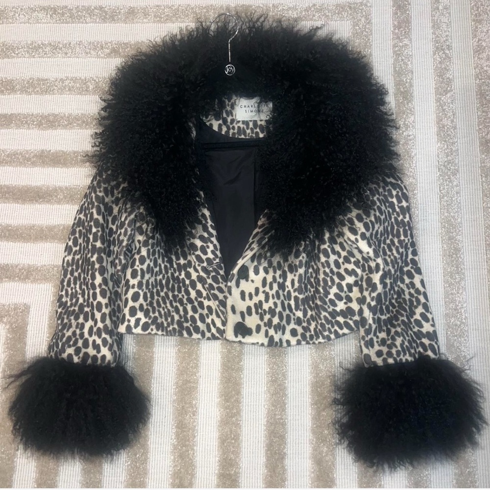 Chic Black and White Leopard Print Jacket
